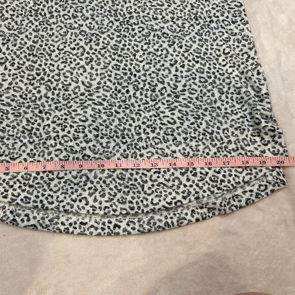 Bobeau Black White Animal Print Women Blouse Medium - Picture 5 of 8